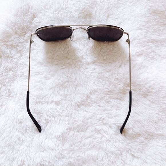 Leo Silver Polarized Sunglasses - Picture 11 of 15